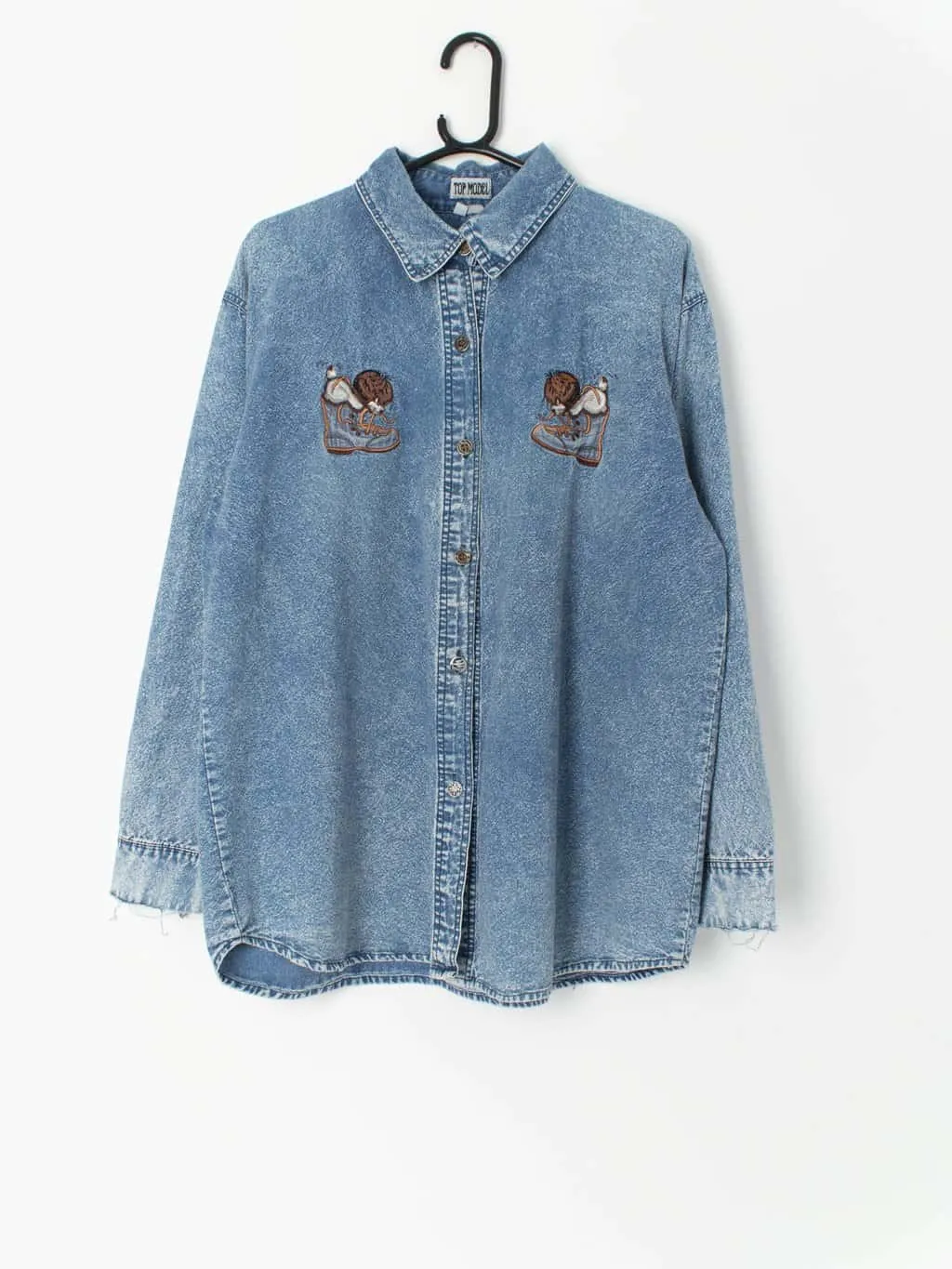 90s womens denim shirt with embroidered animal in boot design – 2XL