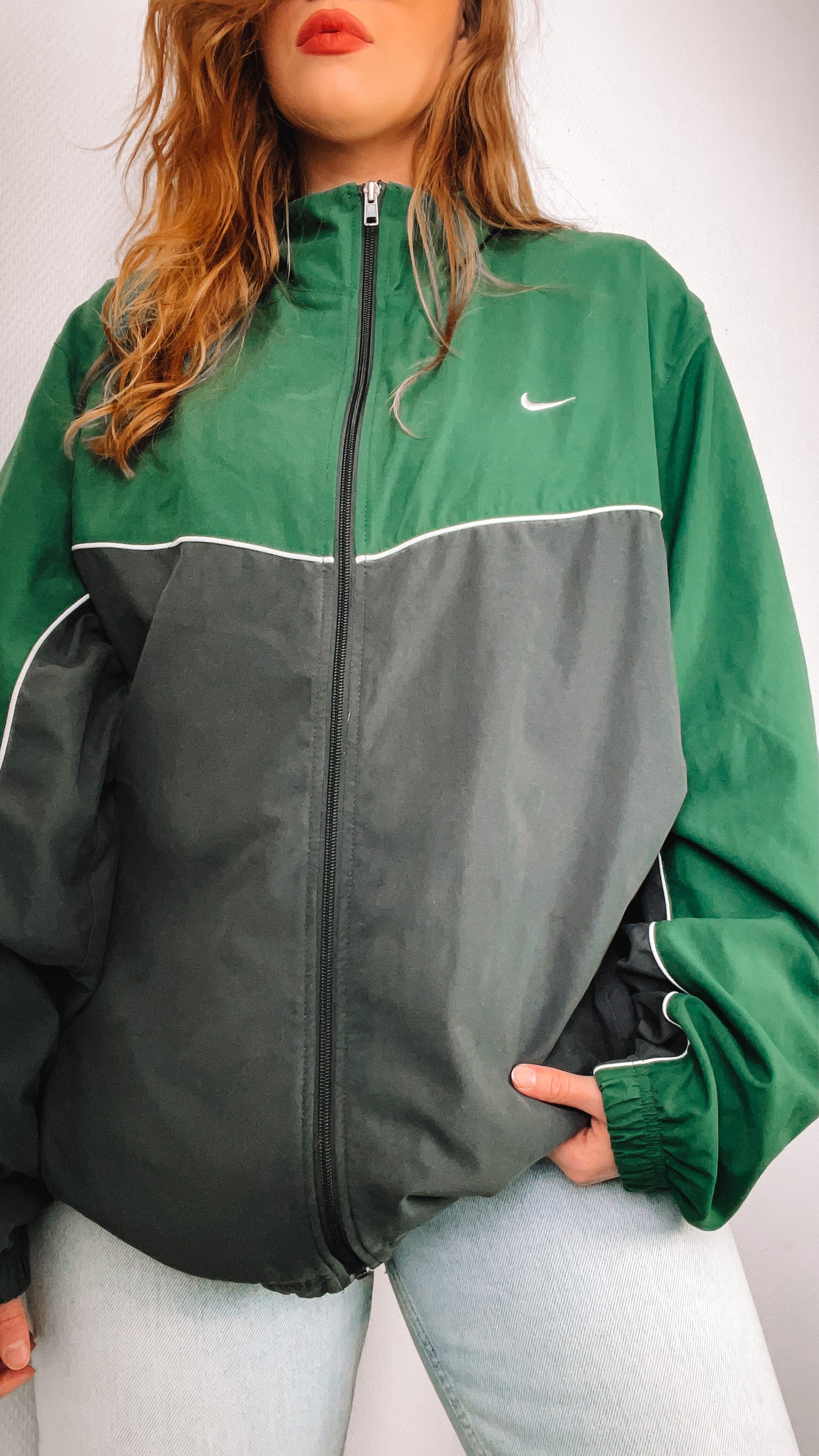 Aesthetic Nike Windbreaker XXL