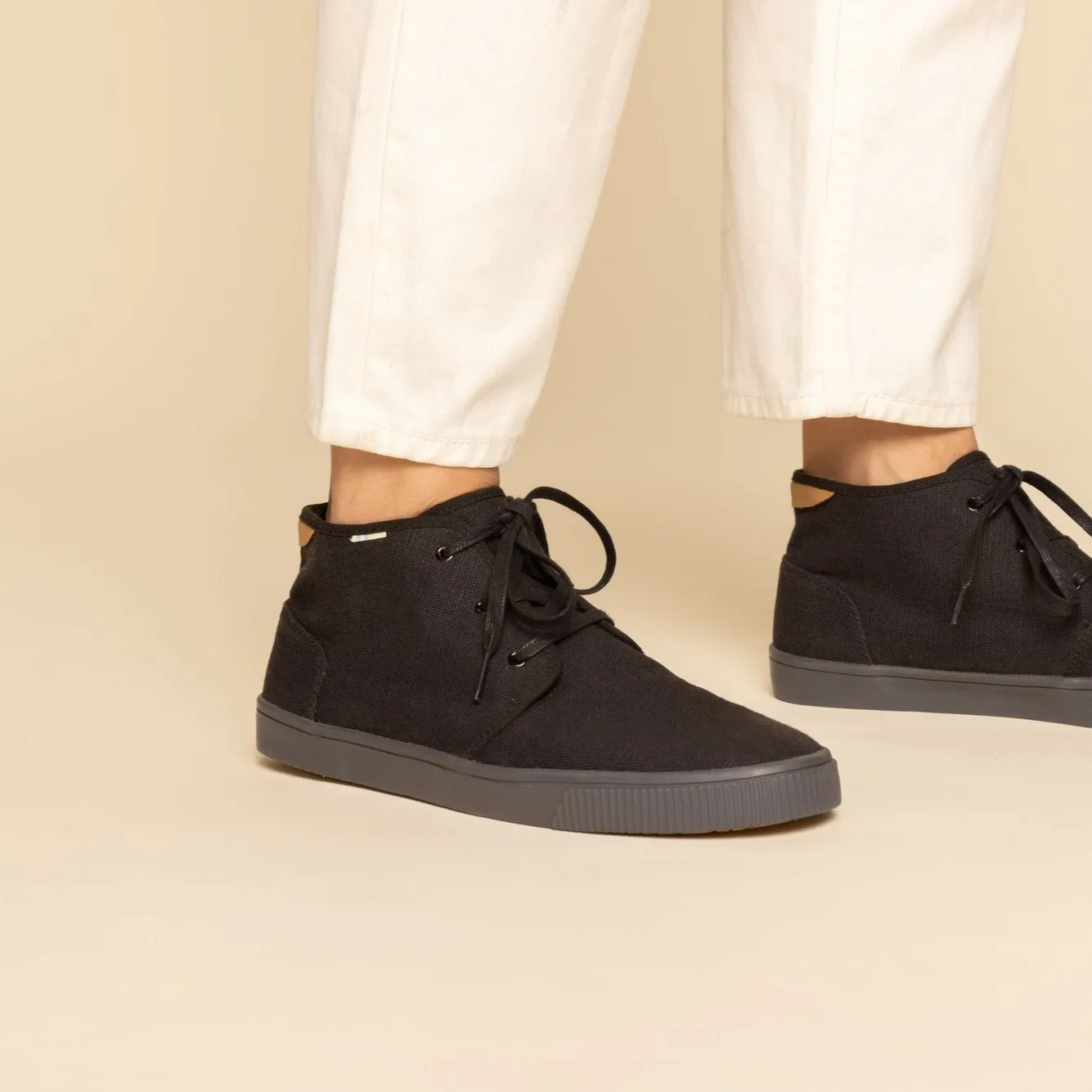 Carlo Mid Lace-Up Sneaker