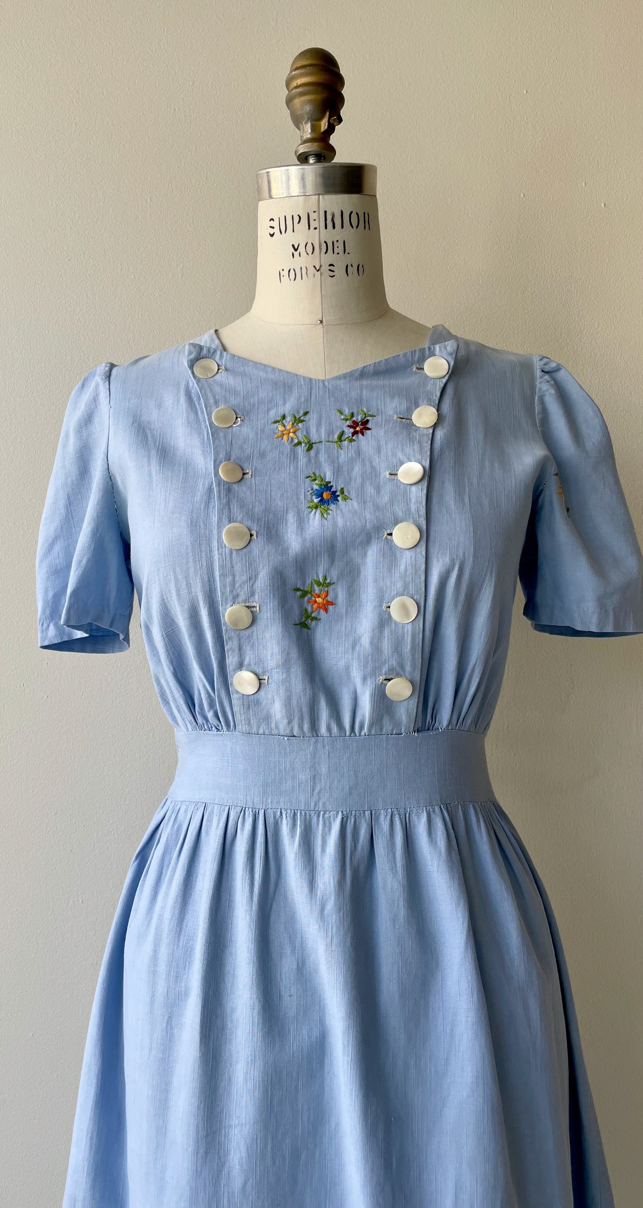 Edelweiss Linen 1940s Dress