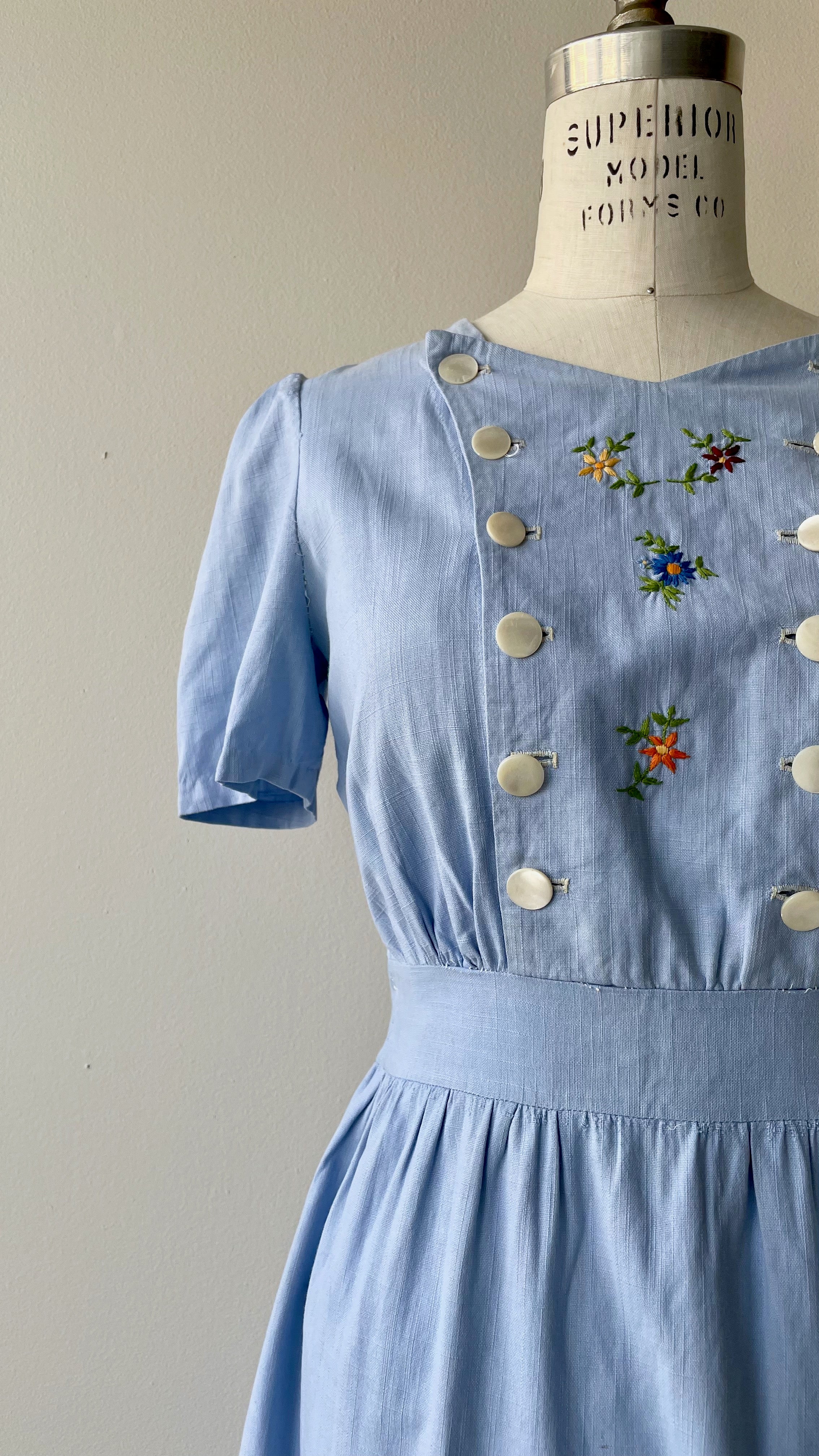 Edelweiss Linen 1940s Dress