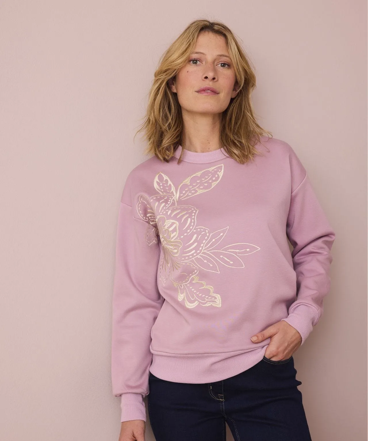 Embroidered Sweatshirt