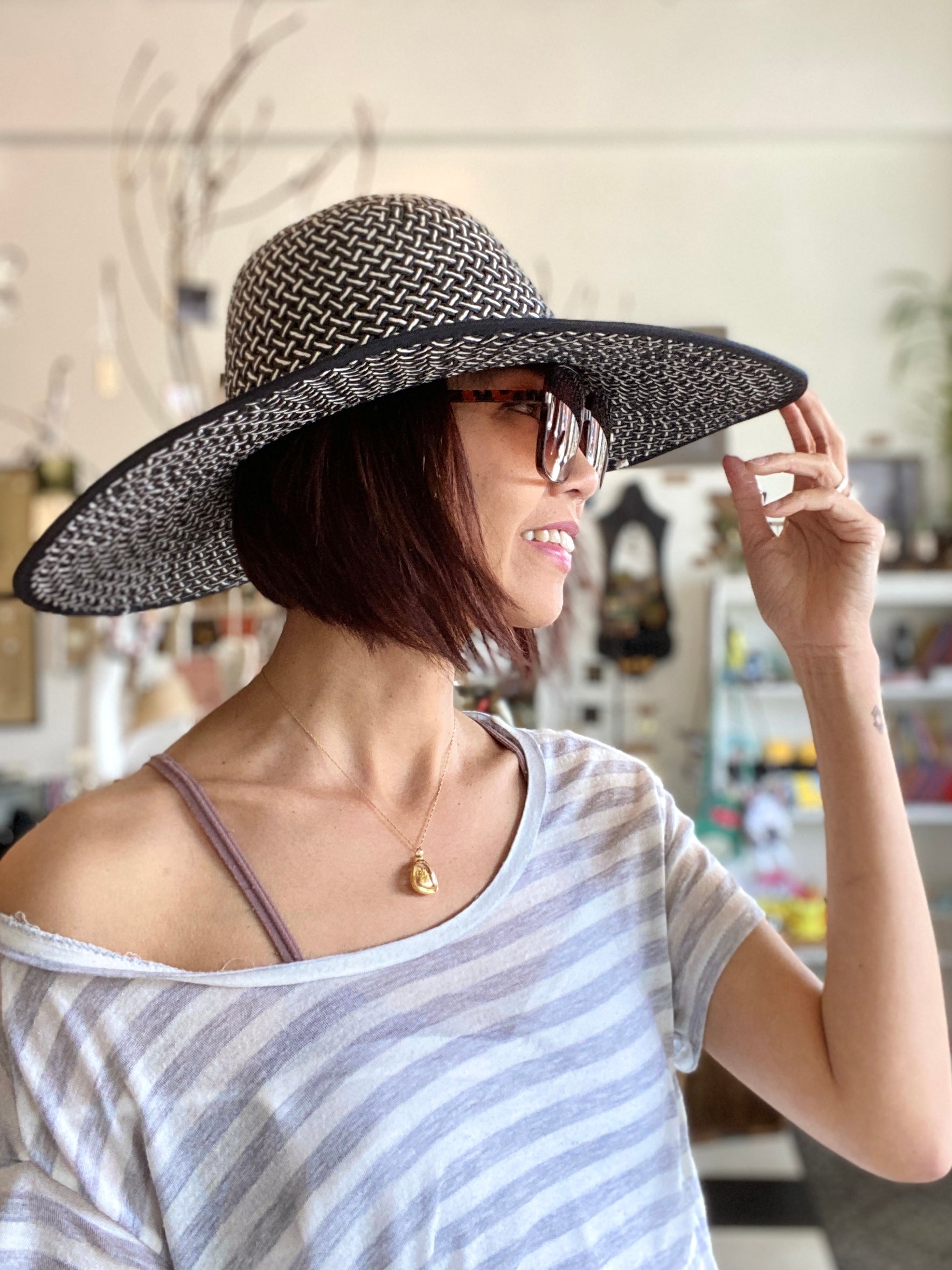 Fun Fashion Double Twisted Toyo Paper Wide Brim Sun Hat