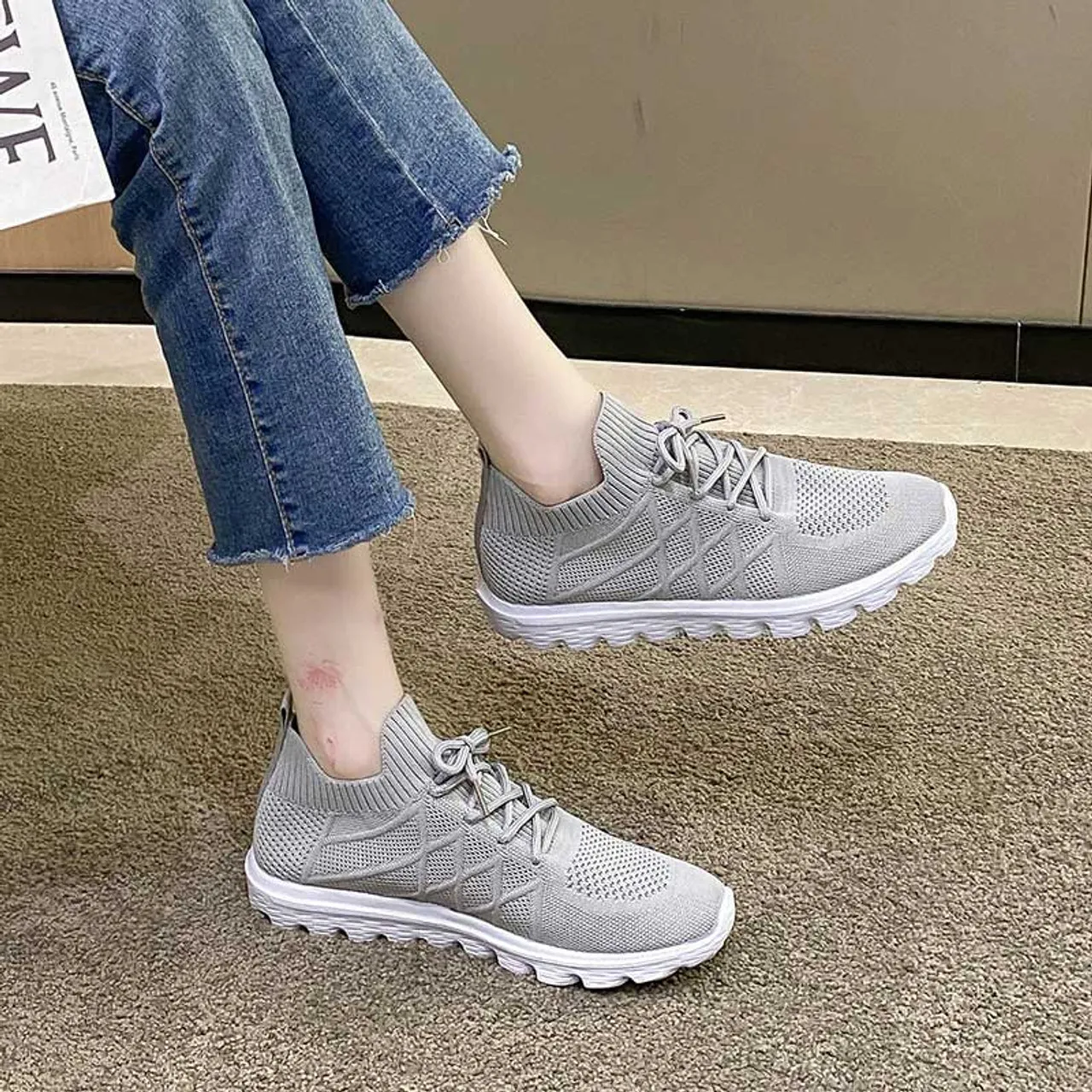 Grey flyknit stripe texture casual shoe sneaker 2949