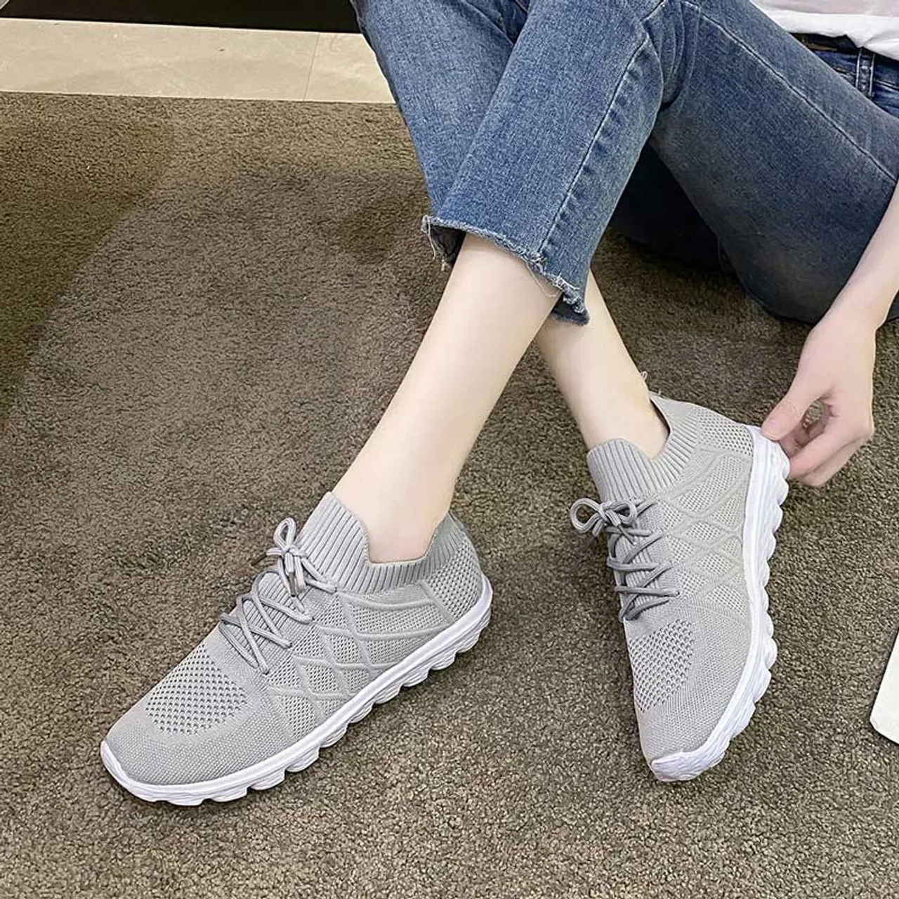 Grey flyknit stripe texture casual shoe sneaker 2949