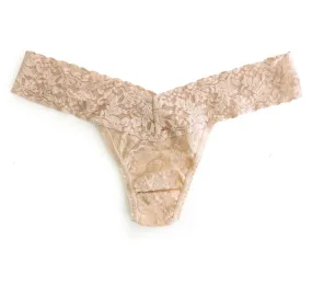 HANKY PANKY SIGNATURE LACE LOW RISE THONG CHAI