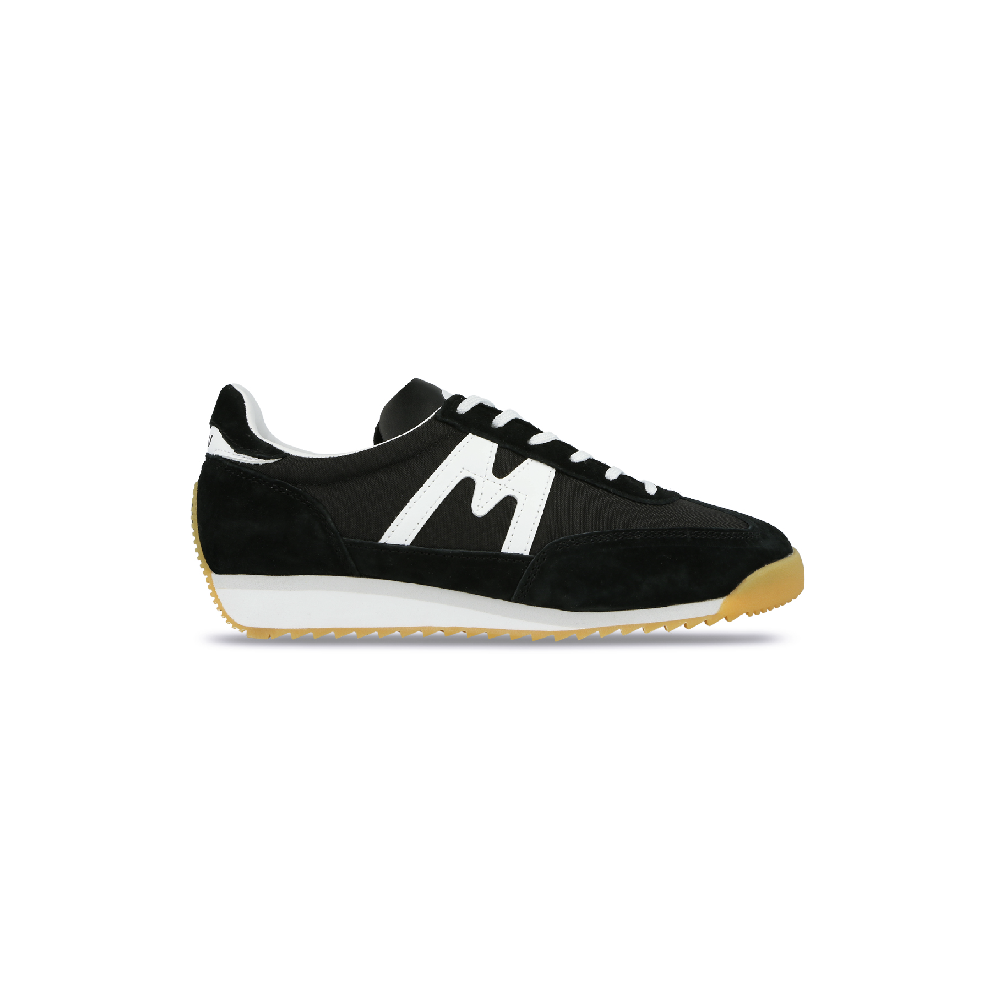 Karhu Mestari Black / White