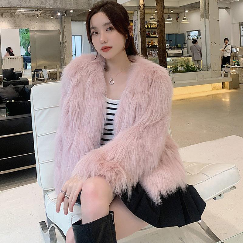 Luxury Collarless Short Faux Fur Coat with Elegant Thick Design