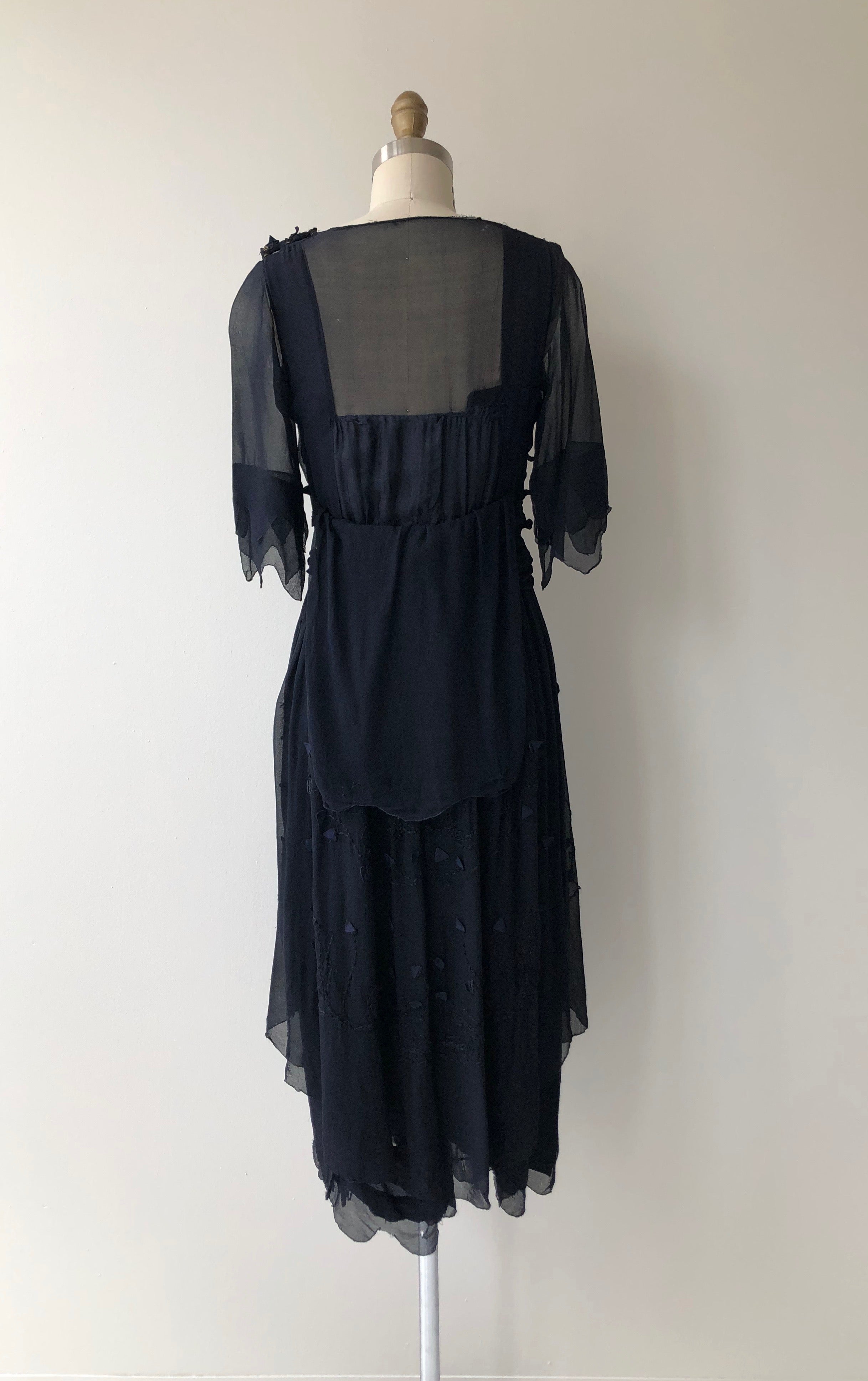 Phantome Silk Dress | 1920s