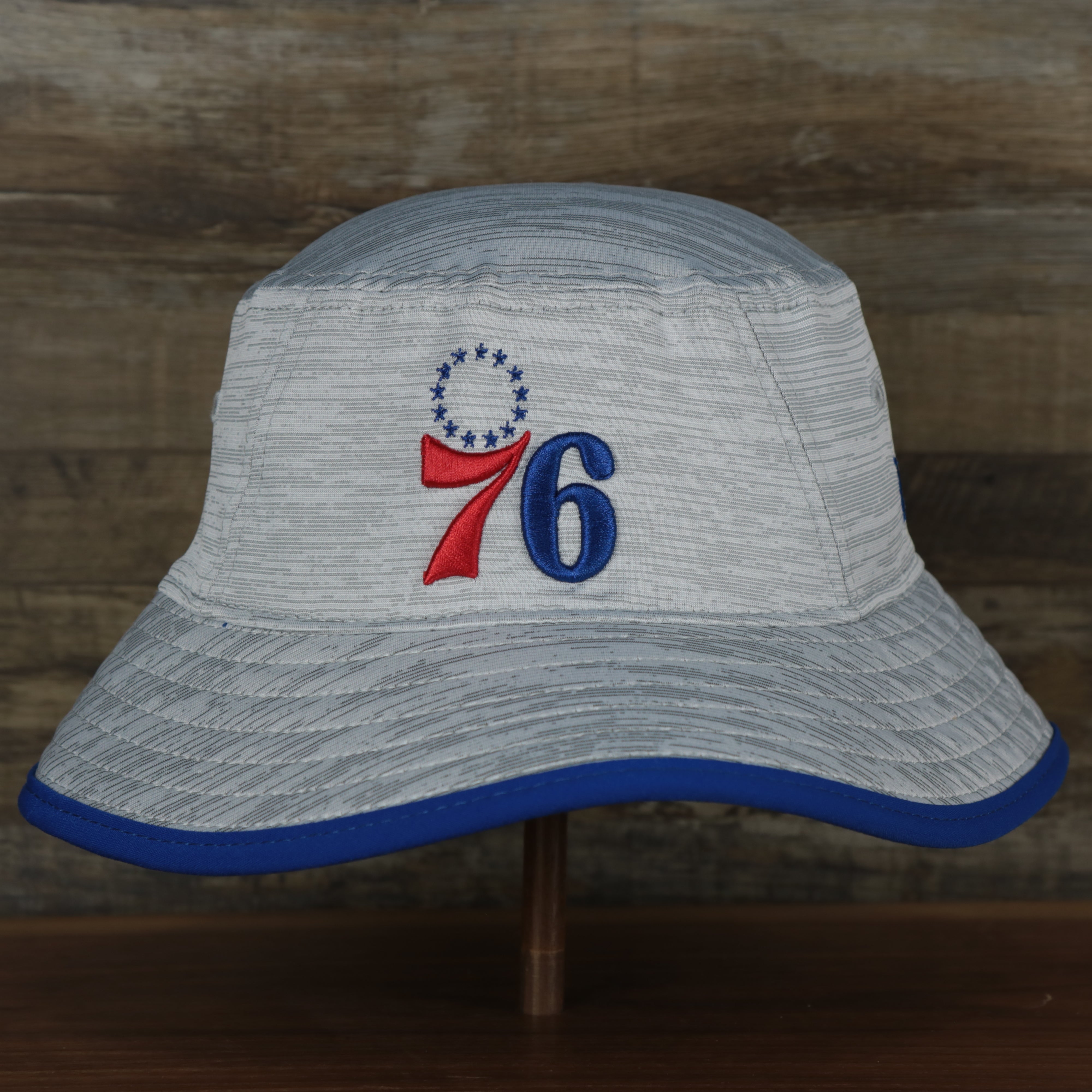 Philadelphia 76ers On-Court New Era Performance Bucket Hat | Gray