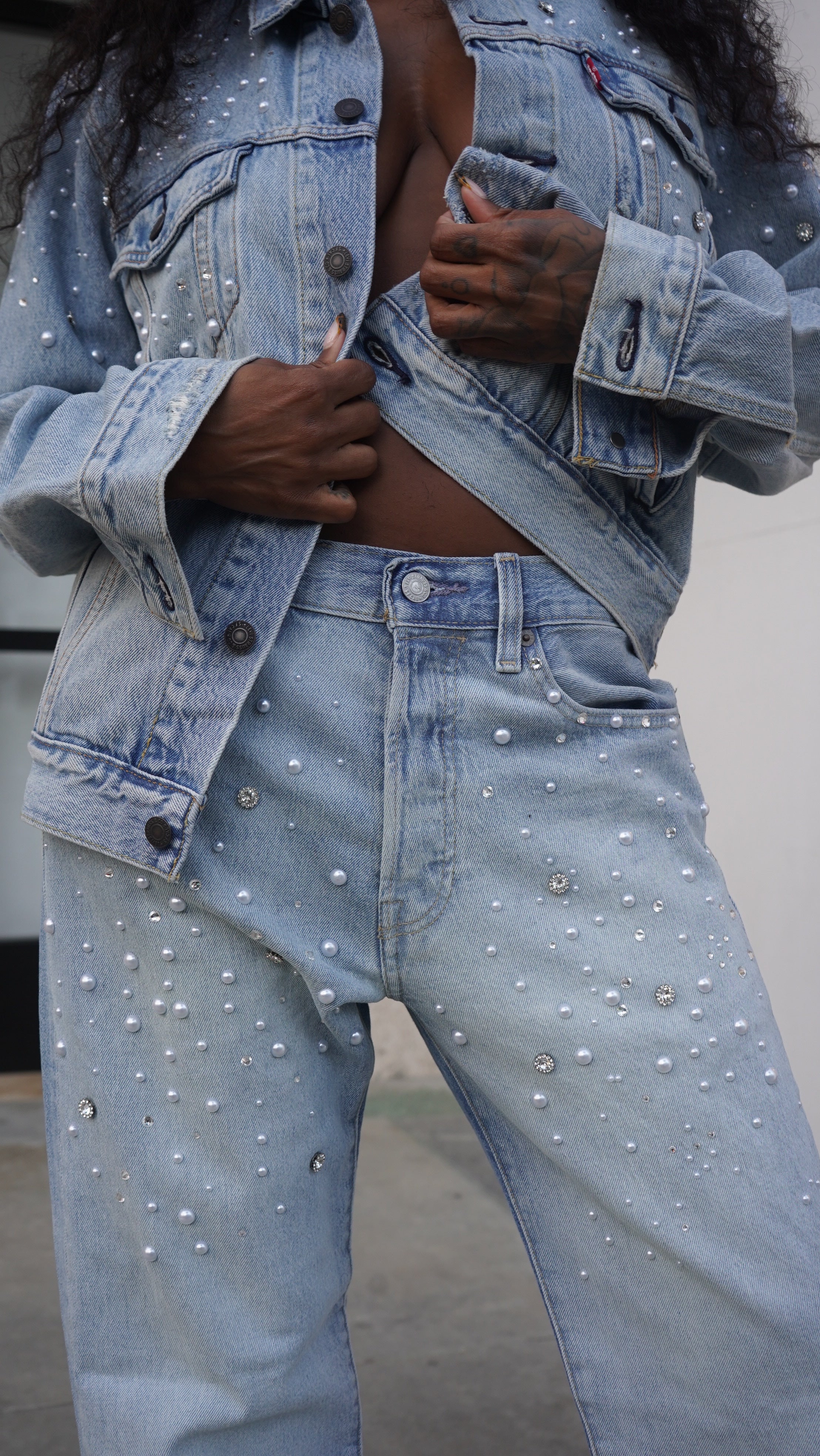 STUDDED DENIM JEANS